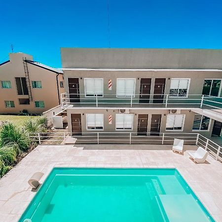 Buenos Vientos Complejo - Termas Chajari Villa Exterior photo